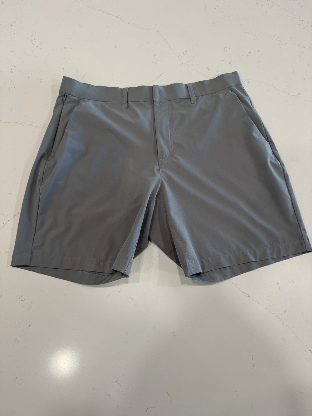 Fabletics Men's Light Gray The Don Short 8”